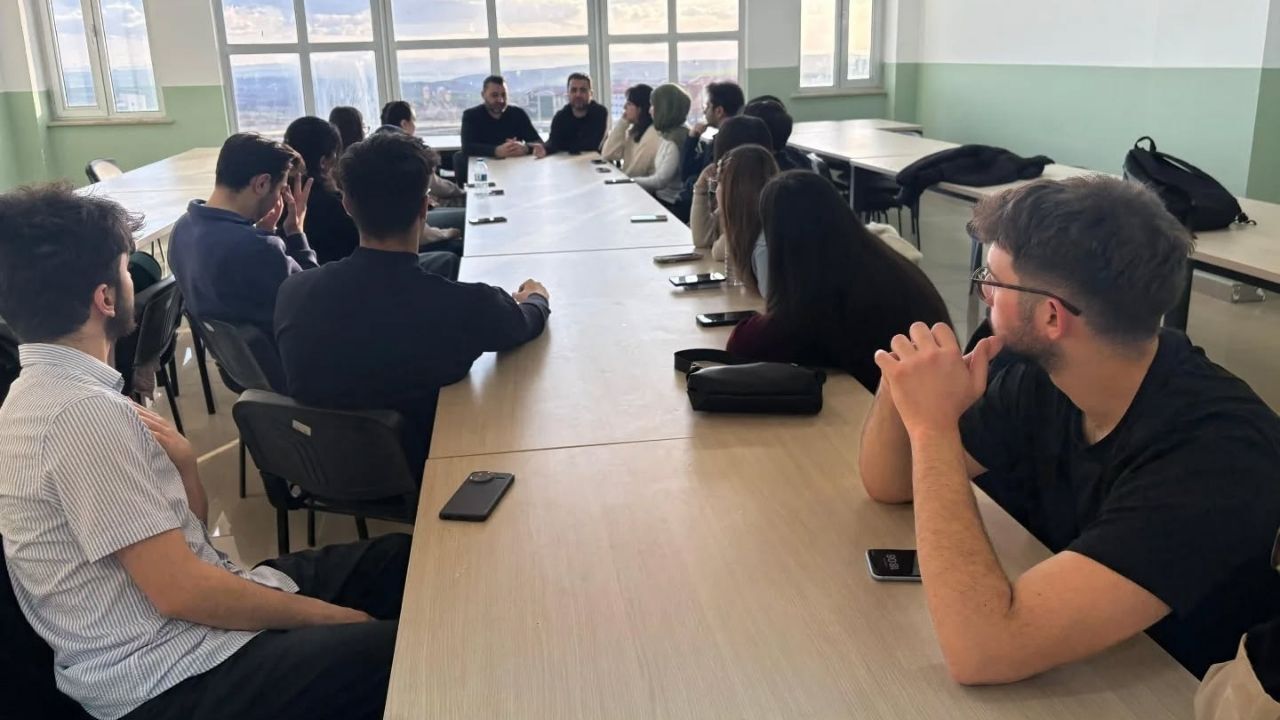 Yozgat’ta Gençlere Avrupa Kapısı Açıldı Yeni Ufuklara İlk Adım (1)