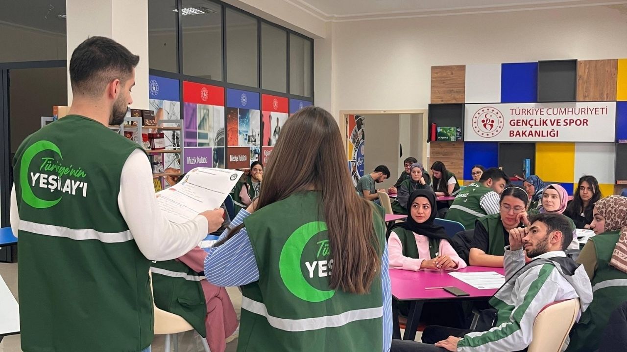 Yozgat’ta Gençleri Harekete Geçiren Atölye Bağımlılık Masaya Yatırıldı (1)