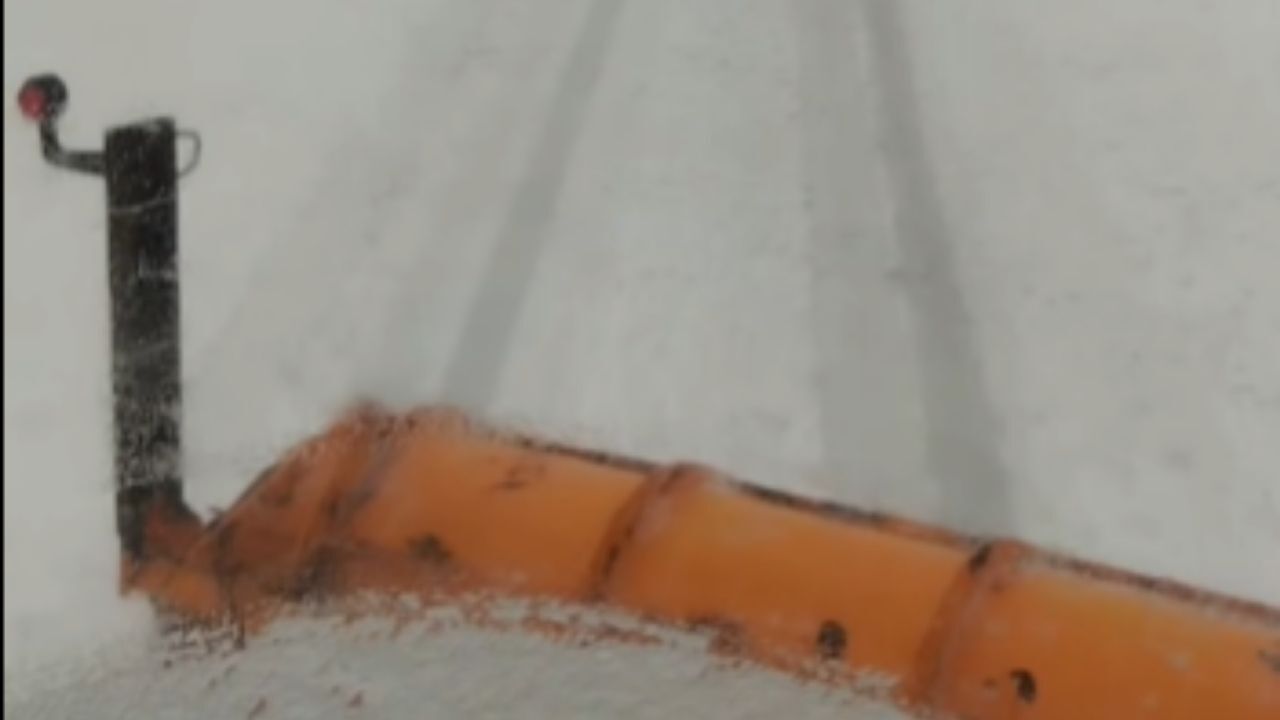 Yozgat’ta Kar Alarmı Sürücüler İçin Hayati Uyarı Geldi (3)