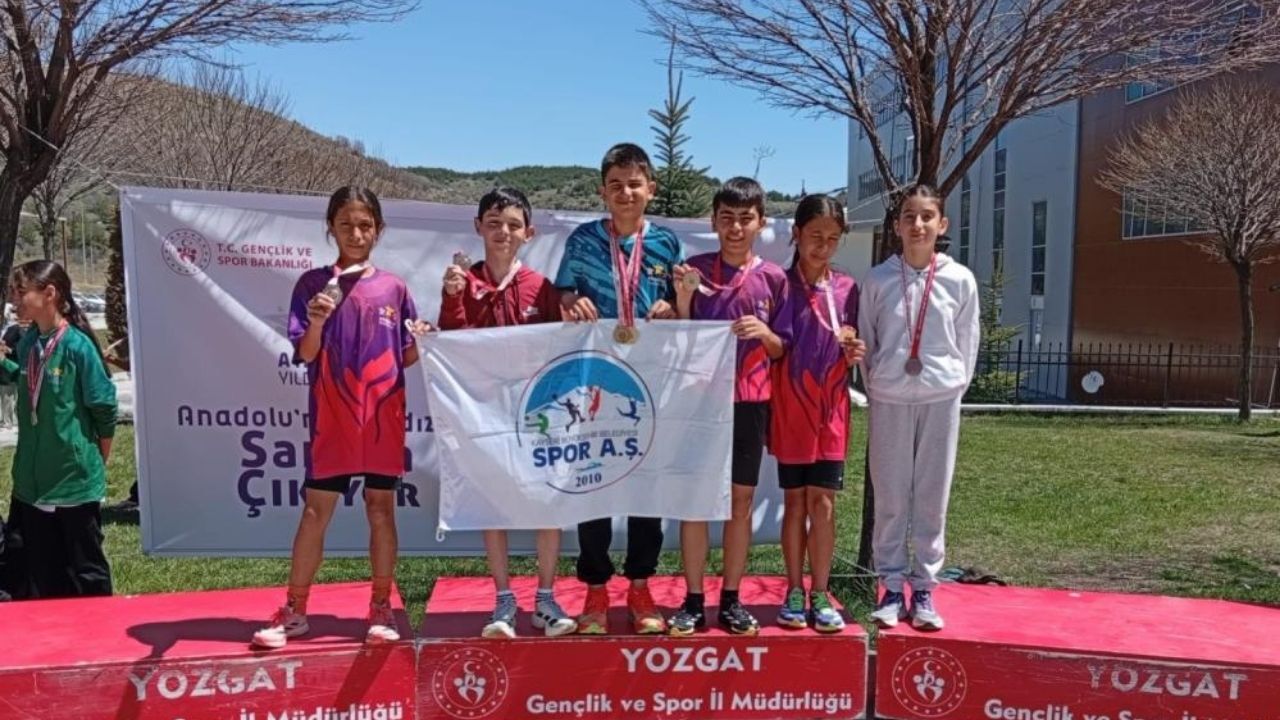 Yozgat'ta Nefes Kesen Yarış! Madalyalar Birer Birer Sahiplerini Buldu (2)