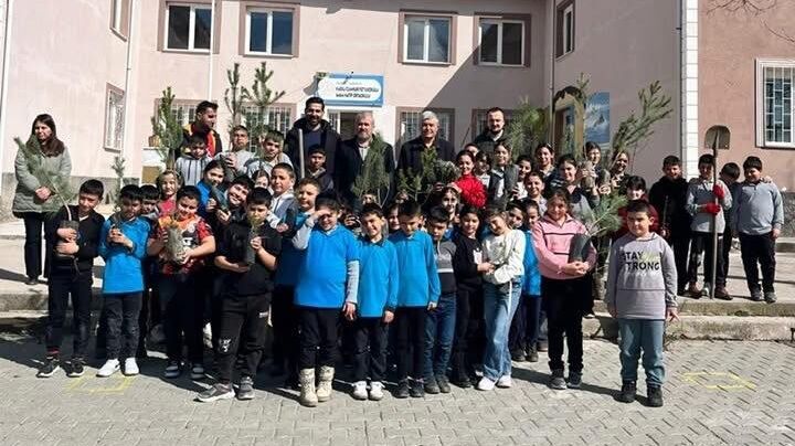 Yozgat'ta Oksijen Adam Öğrencilerle Buluştu