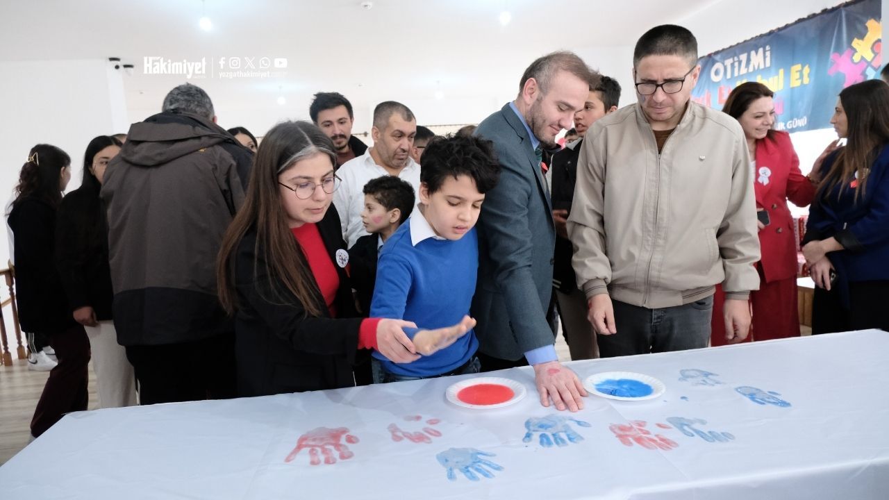 Yozgat’ta Otizm Farkındalık Günü’nde Empati Mesajı (1)