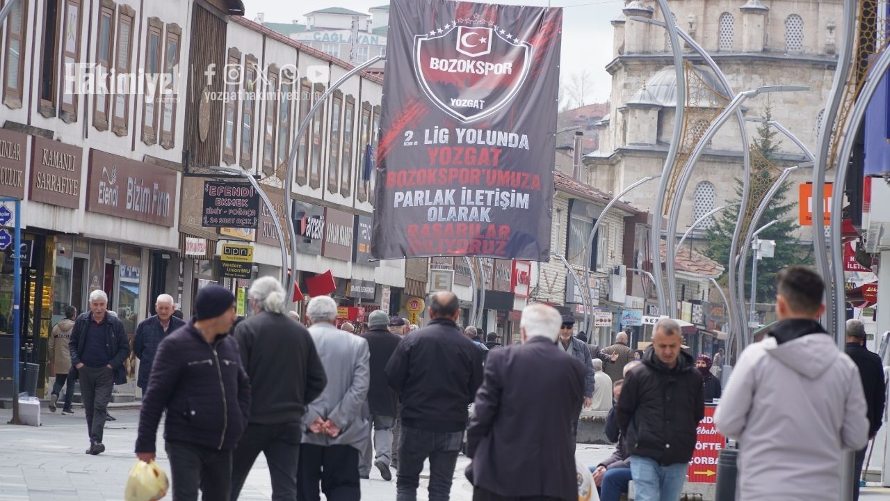 Yozgat’ta Pankartlar Gündem Oldu Kritik Gün Öncesi Dikkat Çeken Hazırlık (1)