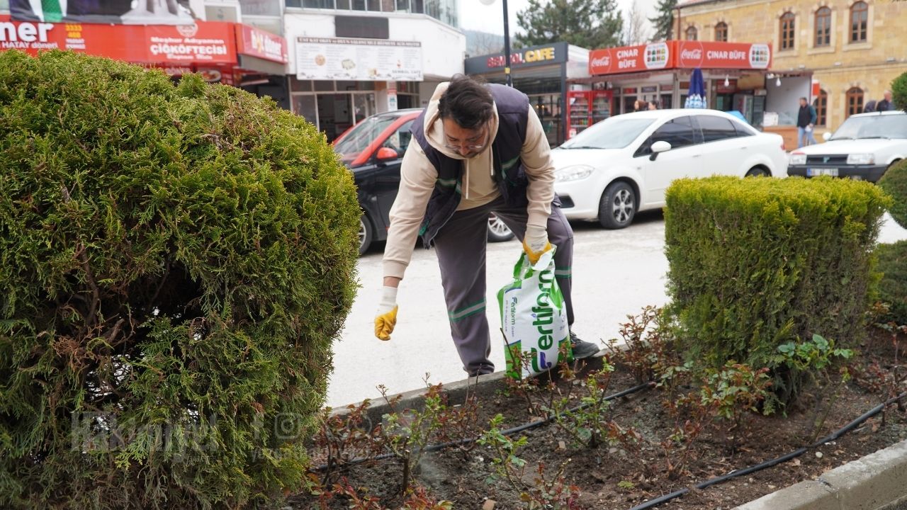 Yozgat'ta Renk Cümbüşü İçin Kritik Hamle! Belediye Ekipleri Sahaya İndi (3)