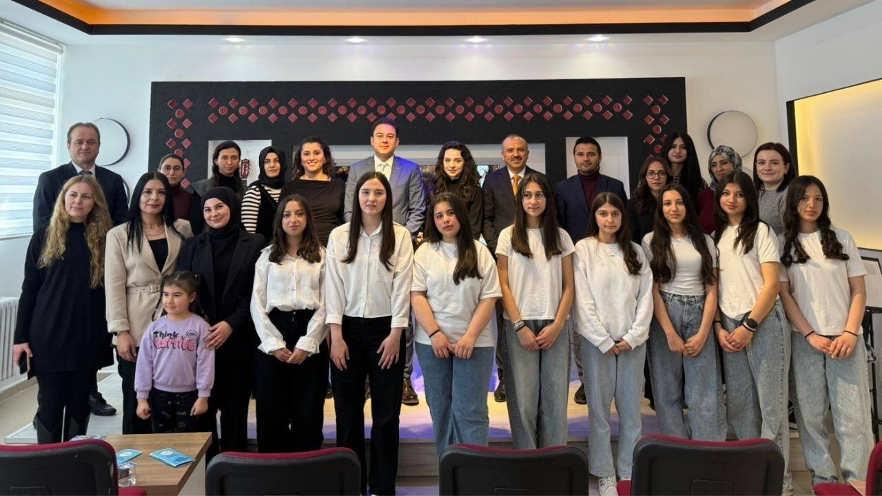 Yozgat'ta Sanatın Birleştirici Gücü Ön Plana Çıktı Motivasyon Arttı (2)