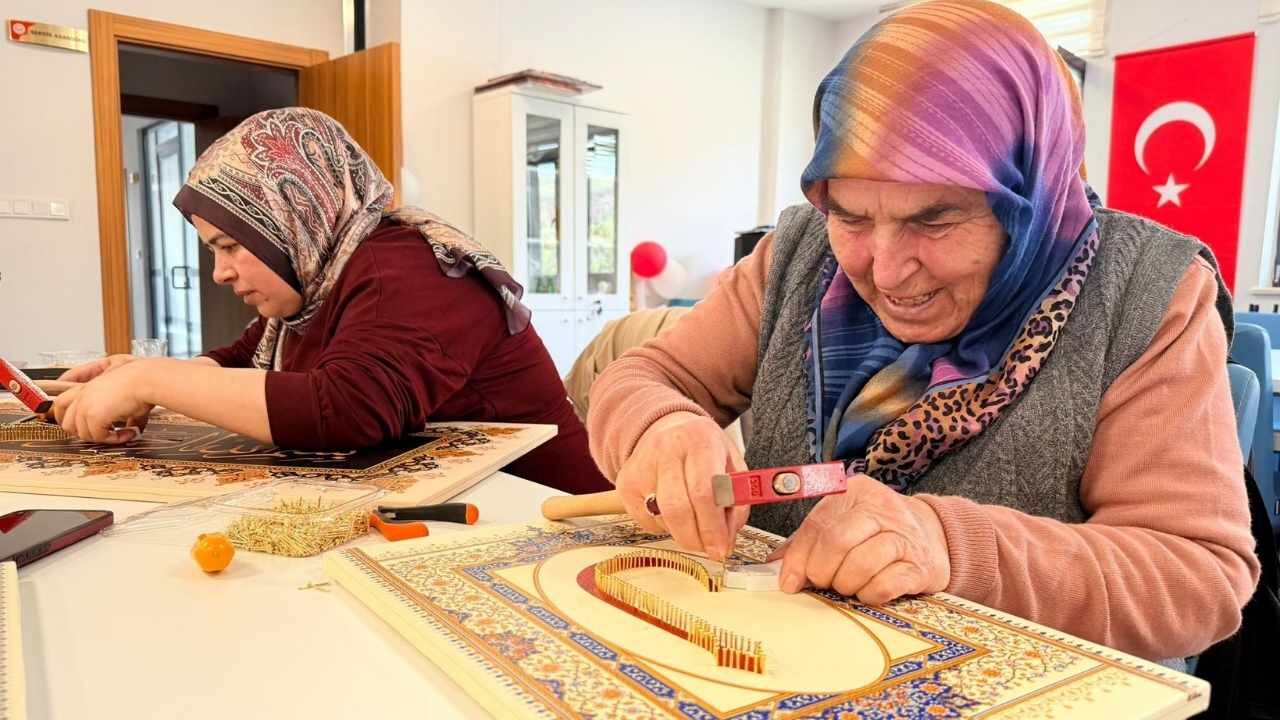 Yozgat’ta Şehit Aileleri Ve Gaziler Sanatın İyileştirici Gücüyle Buluşuyor (2)