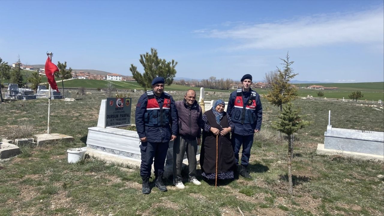 Yozgat’ta Şehit Ailesine Jandarmadan Anlamlı Destek (1)