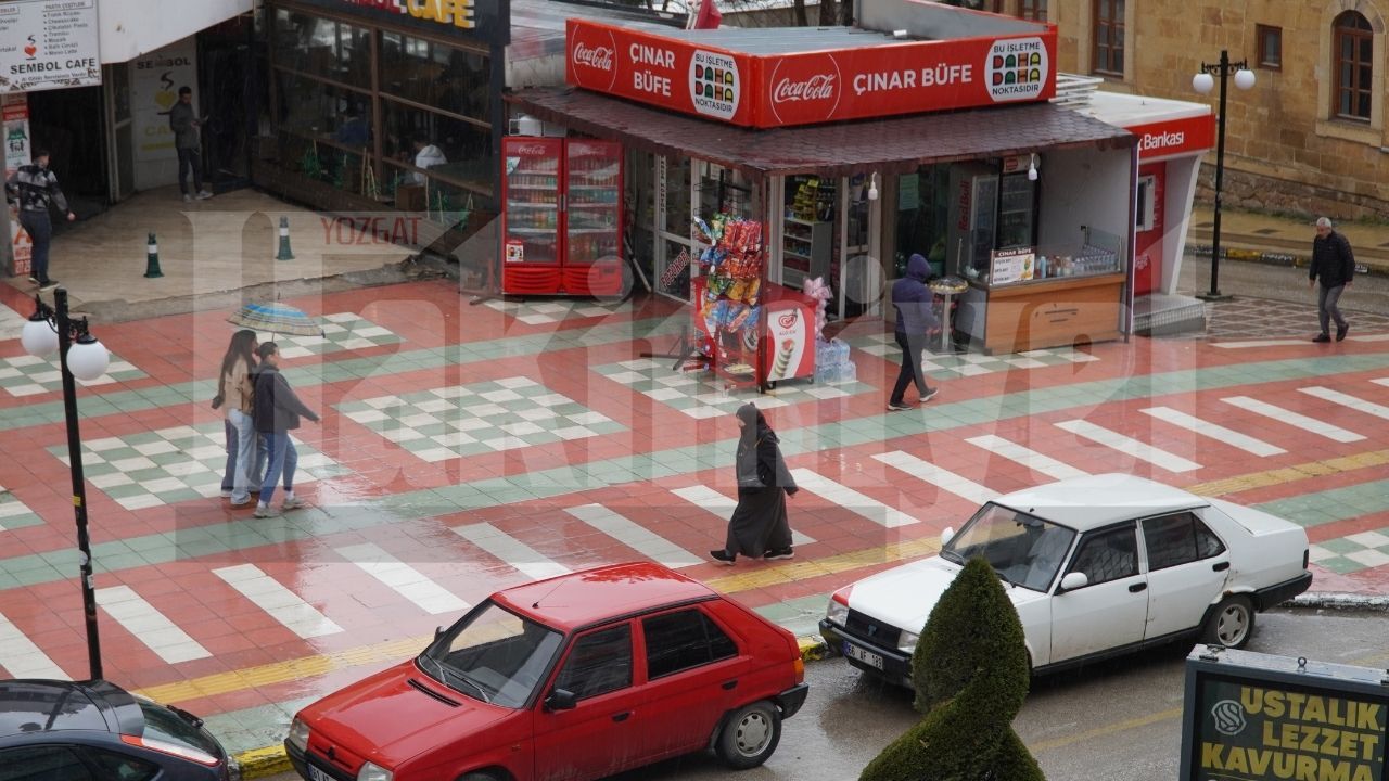 Yozgat’ta Şiddetli Sağanak Hayatı Durdurdu (1)