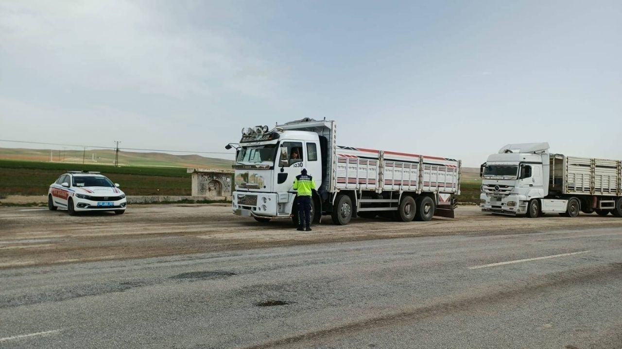 Yozgat’ta Trafik Kuralları Değişiyor Yük Taşıyan Araçlara Sıkı Denetim (1)