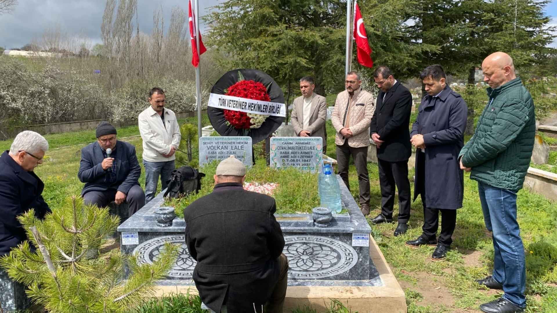 Yozgat’ta Vefa Örneği Lale Unutulmadı (4)