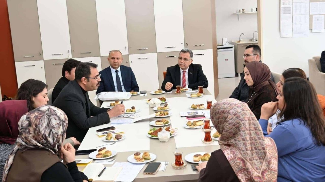 Yozgat’ta Yankı Uyandıran Proje Öğretmenlerden Kitap Üzerine Dikkat Çeken Değerlendirme (3)