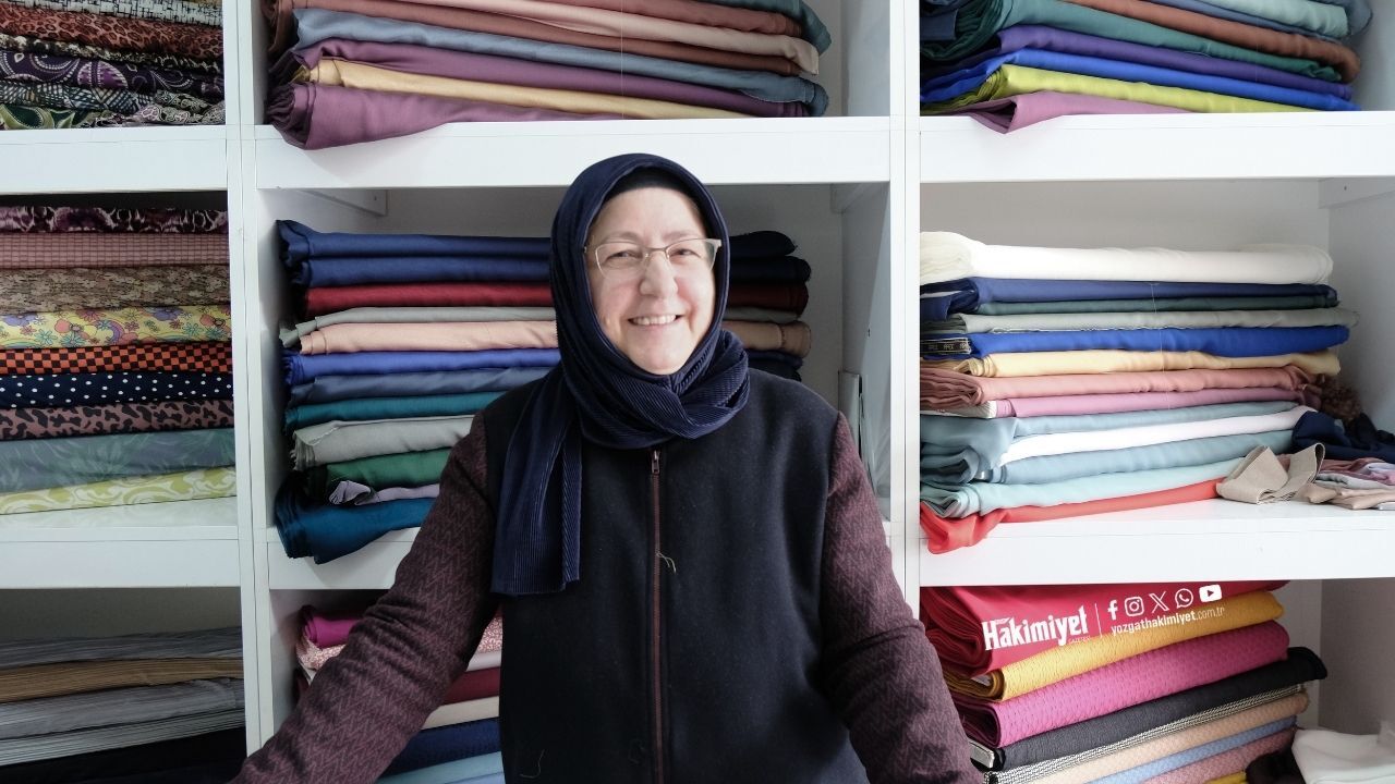 Yozgat’ta Yazlık Kumaş Rehberi Hangi Kumaşlar Öne Çıkıyor (3)