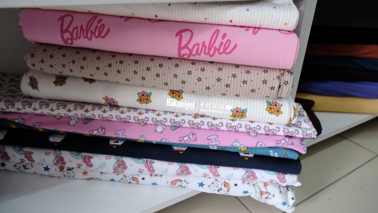 Yozgat’ta Yazlık Kumaş Rehberi Hangi Kumaşlar Öne Çıkıyor (4)