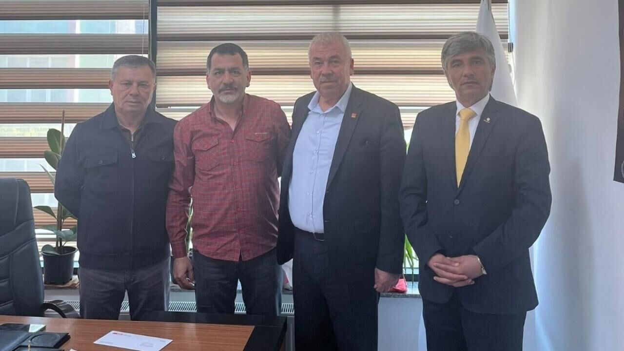 Yozgat’ta Yeni Başkana Ziyaret Özgür Özel’in Mektubu Dikkat Çekti (1)