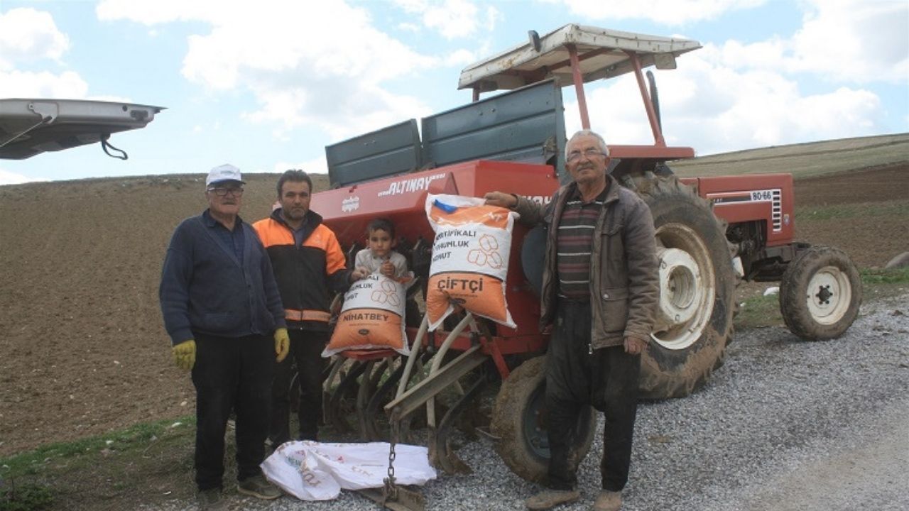 Yozgat’ta Yerli Nohut Çeşidi Tarlada Performans Testinde (3)