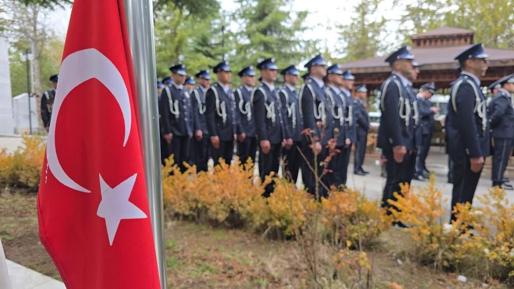 Yozgat’ta Yürek Burkan Tören Polis Teşkilatı Yıl Dönümünde Şehitler Anıldı (5)