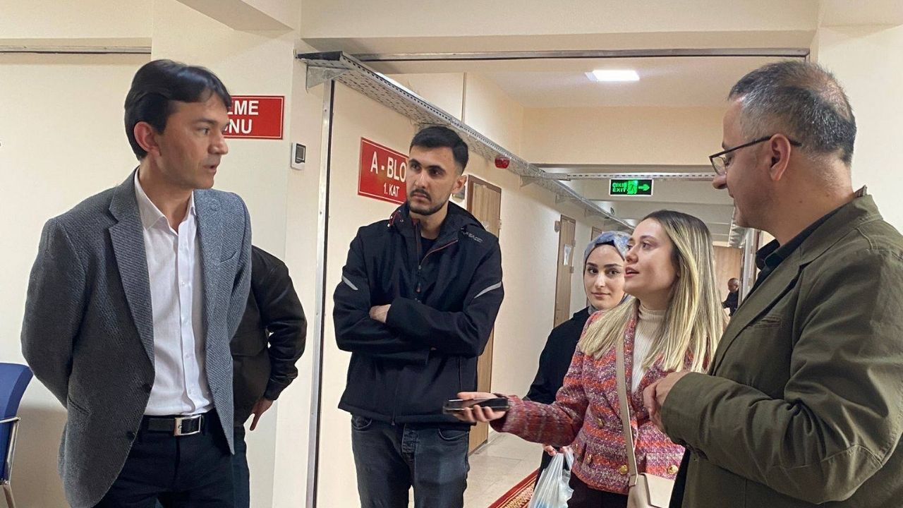 Yozgat’ta Yürekleri Isıtan Kareler Gençlerin Enerjisi Tecrübeyle Buluştu (3)