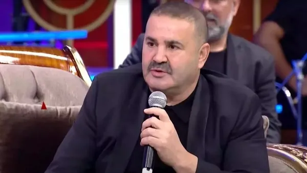 0X0 Safak Sezer Kimdir Nereli Ve Kac Yasinda Safak Sezerin Oynadigi Diziler Ve Filmler 1767200776324