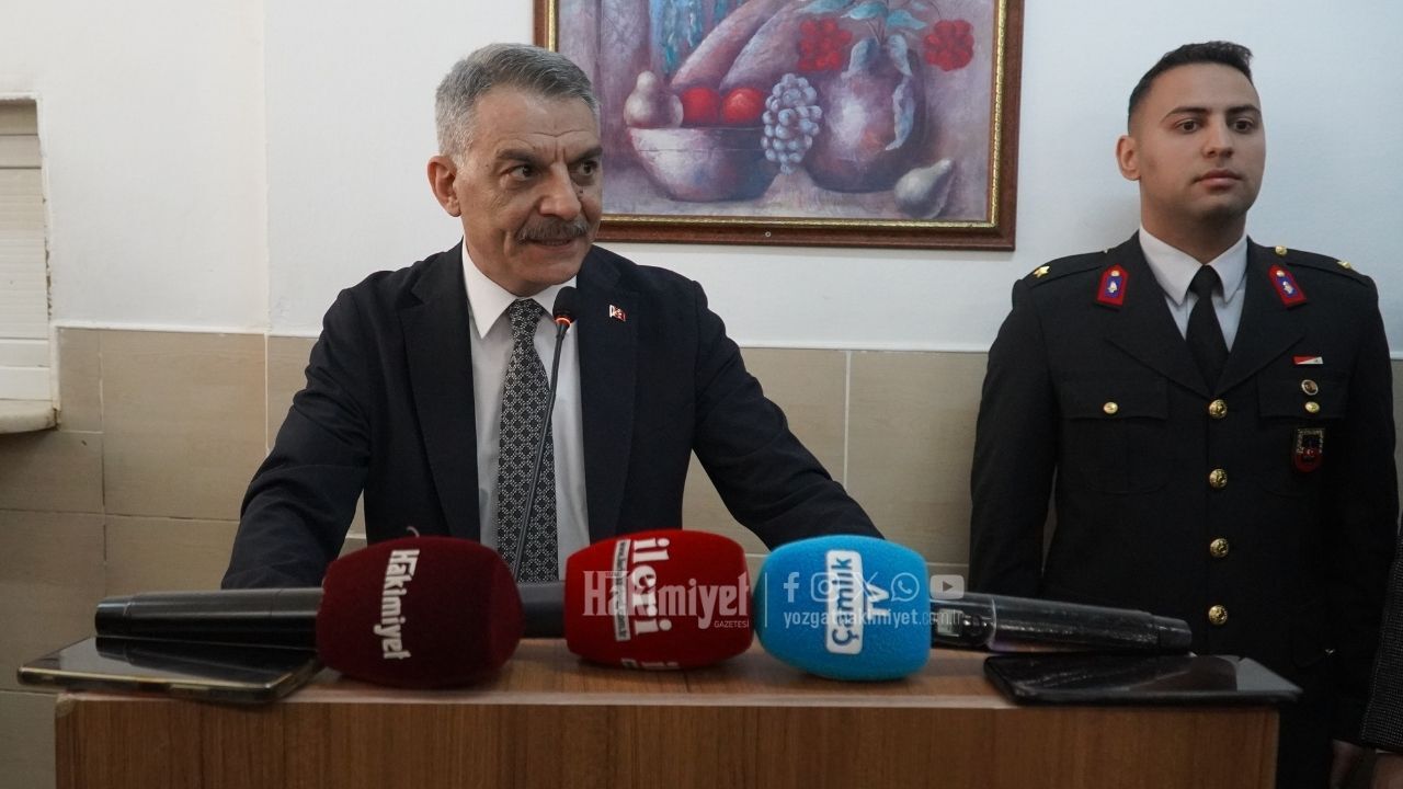 Annelerin Gözü Yaşlı, Gençlerin Göğsü Kabarık! Yozgat'ta Tarihi Gün (3)