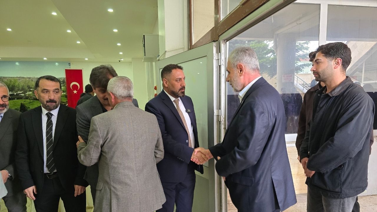 Başkan Ekinci’den Bayramda Sert Çıkış! ‘Bizim Üzerimizden Çalışıyorlar’ (6)