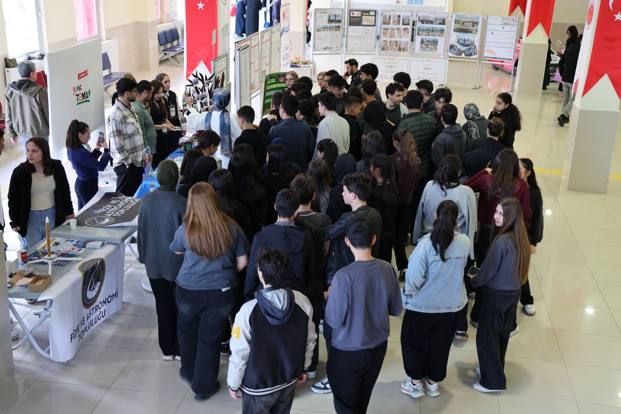 Bozok Üniversitesi’nde Gençler Bilimle Buluştu1