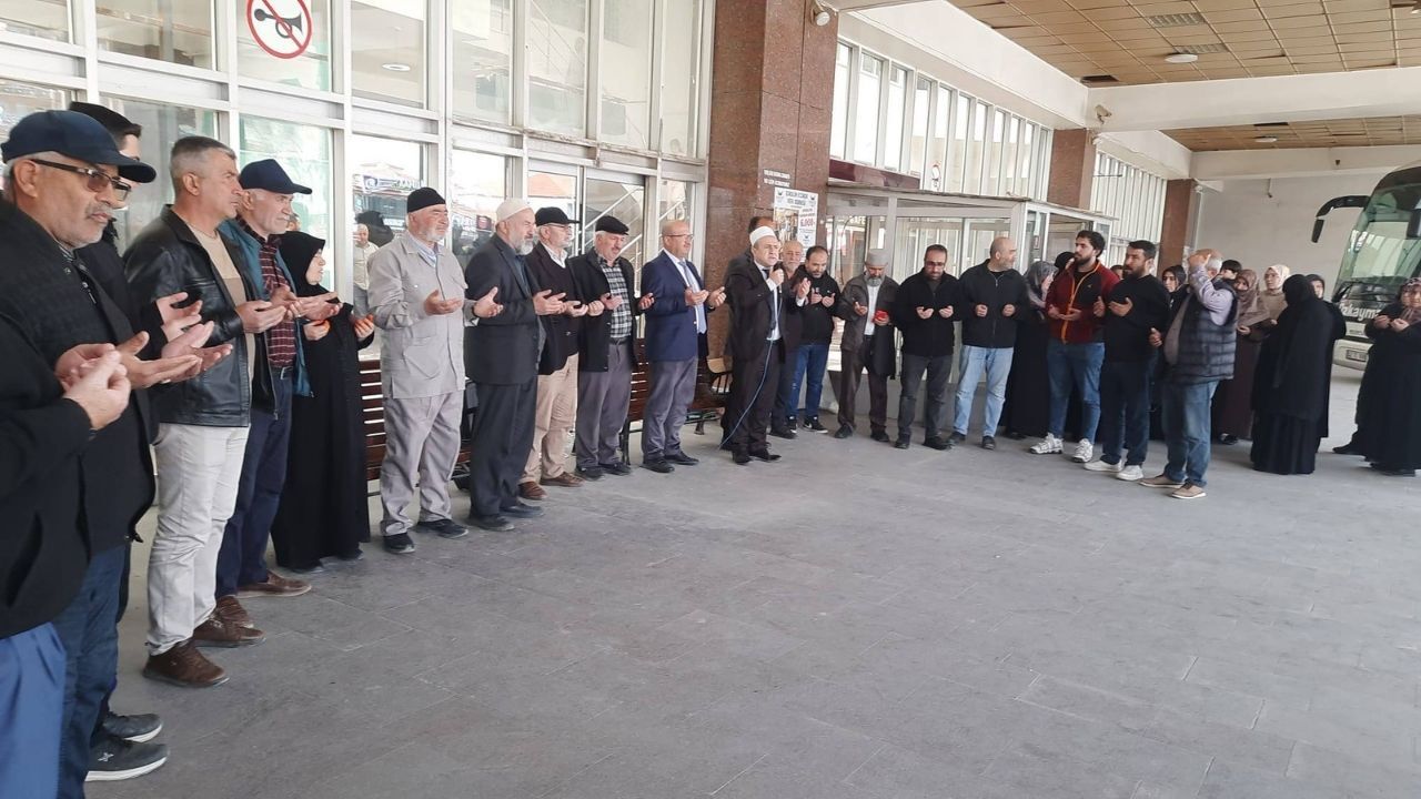 Gözyaşları Ve Dualar Birbirine Karıştı! Yozgat’ta Manevi Vedalaşma (1)