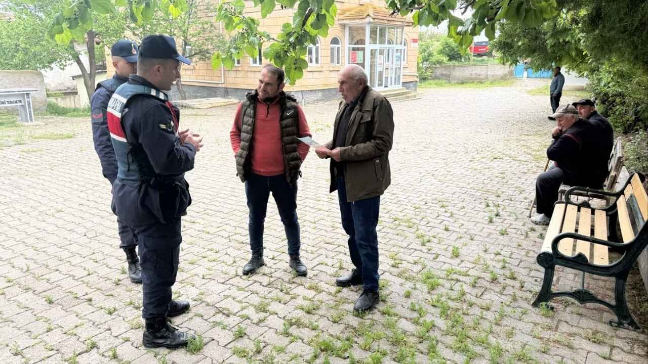 Hayvan Sahipleri Dikkat! Jandarma Köy Köy Dolaşarak Uyardı (5)-1