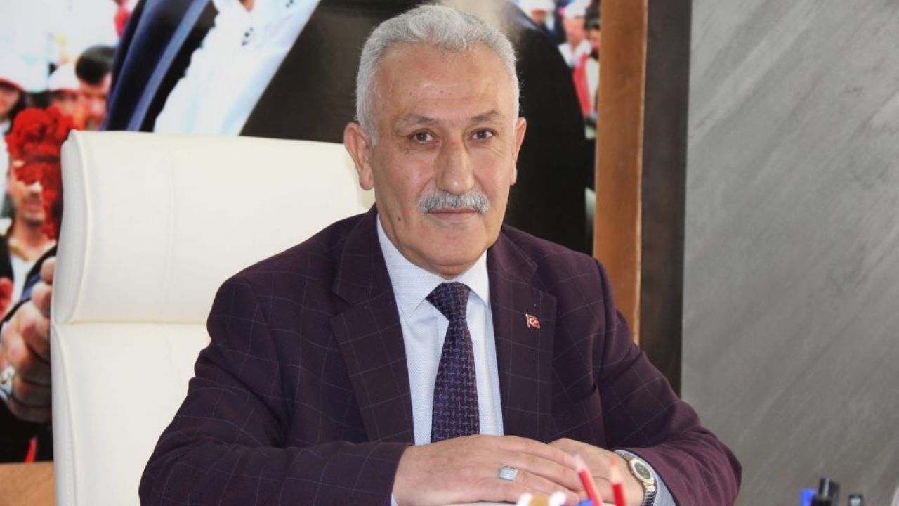 Hizmet İş Sendikası “Yozgat’tan Haykırıyoruz Liderimizin Arkasındayız!” (1)