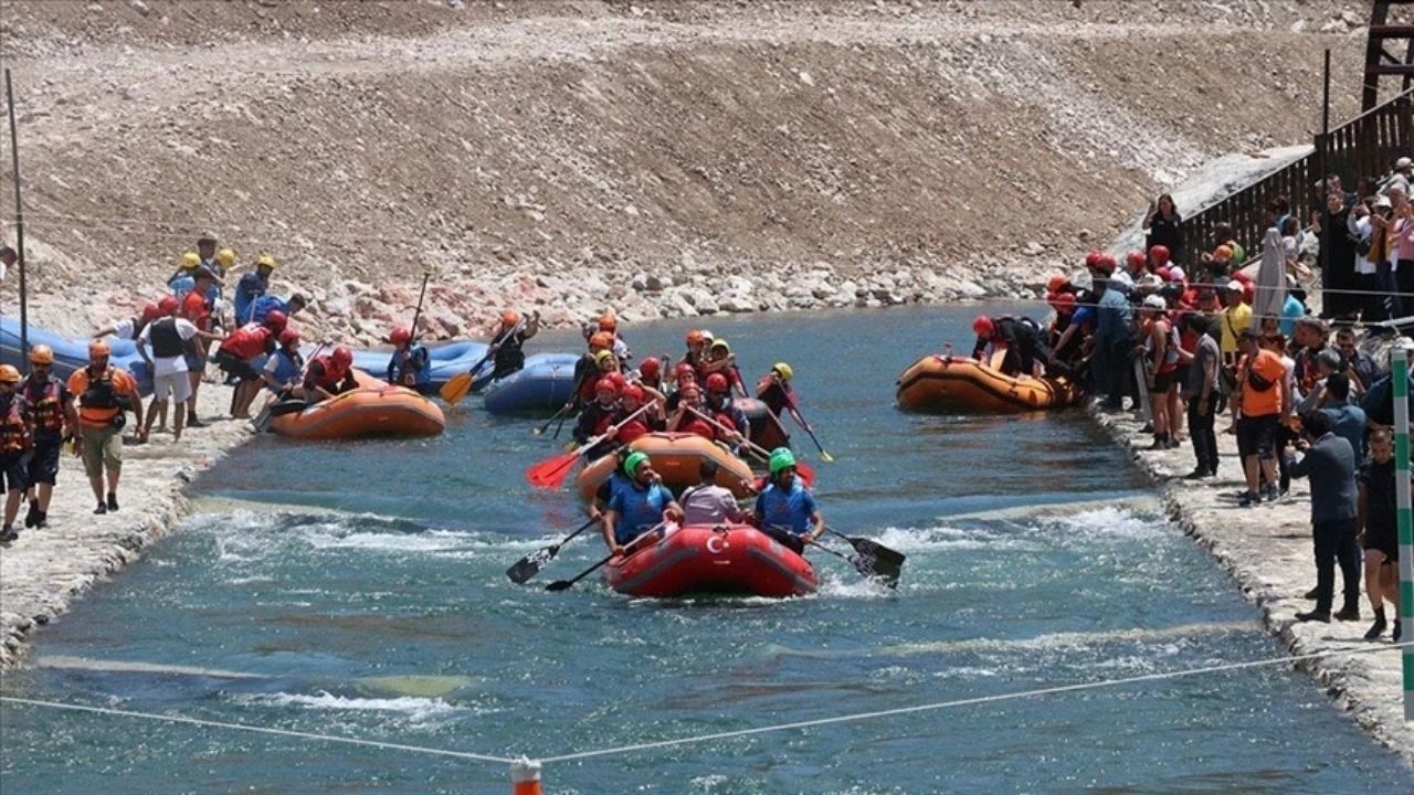 Liselilerin Rafting Maratonu Bitti! Bingöl'de Yozgat Suları Sert Esecek (2)