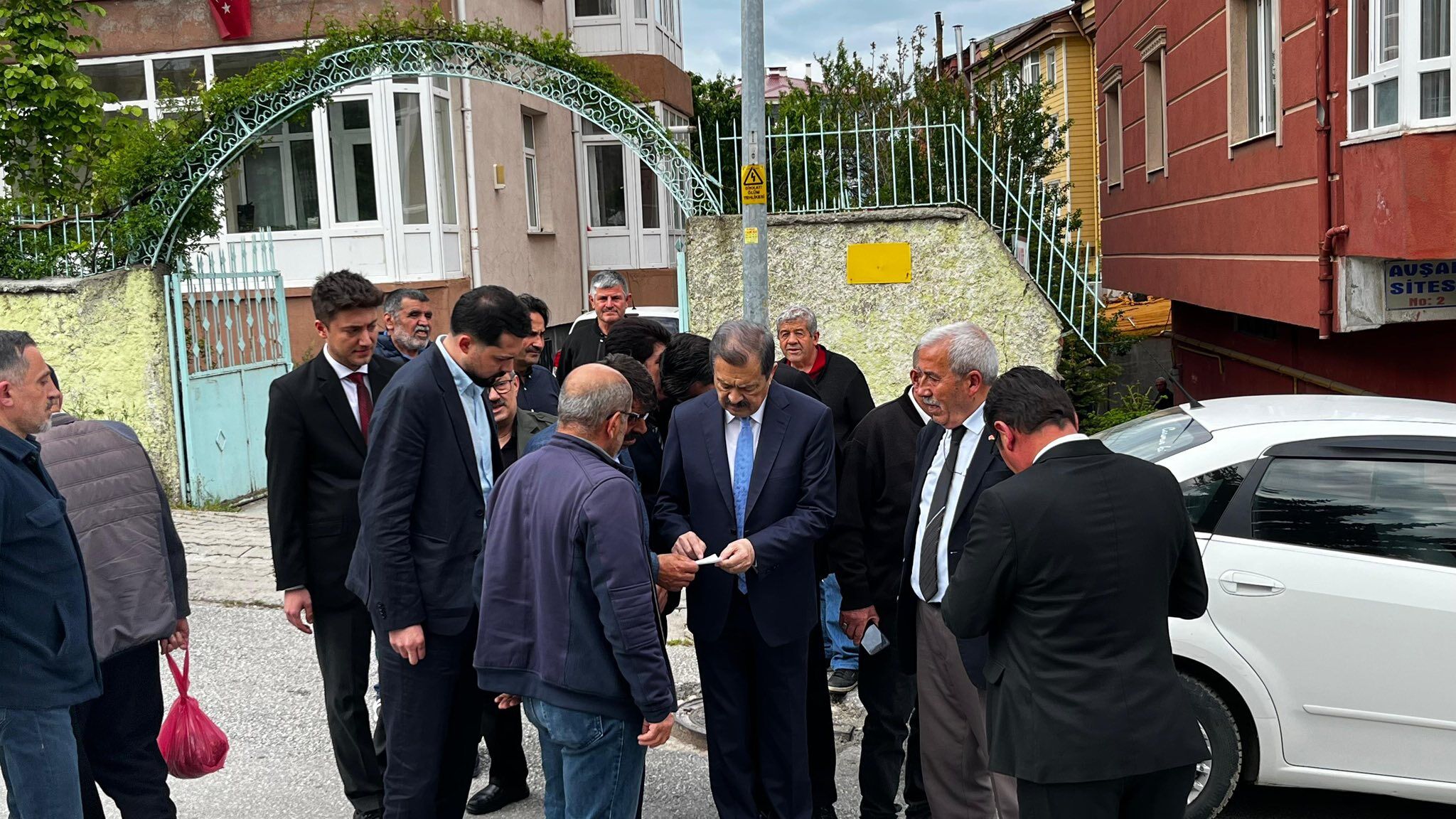 Lütullah Kayalar, Yozgat'ta Partilileriyle Bayramlaştı2