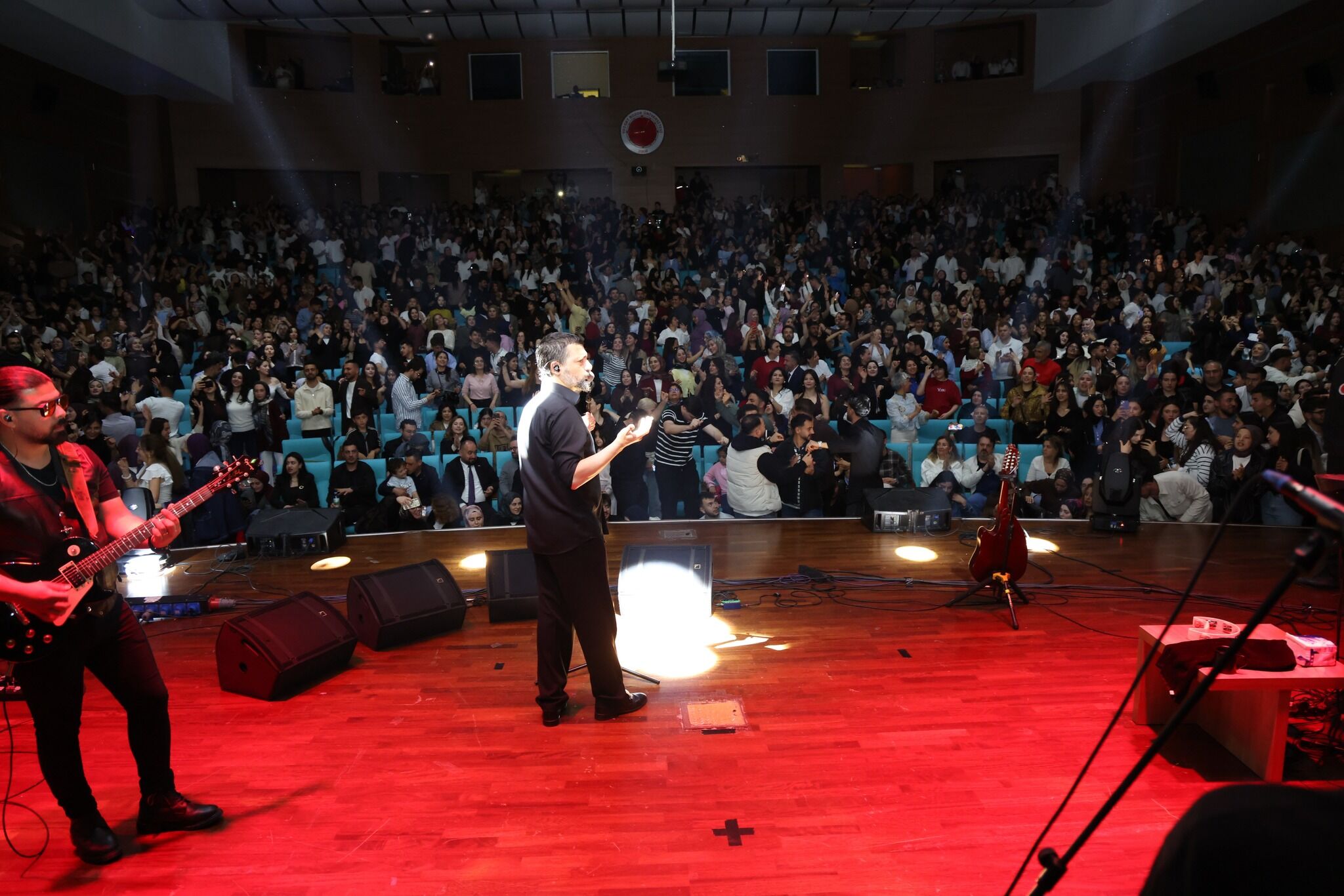 Mehmet Erdem Bozok Üniversitesi'nde Unutulmaz Bir Gece Yaşattı2