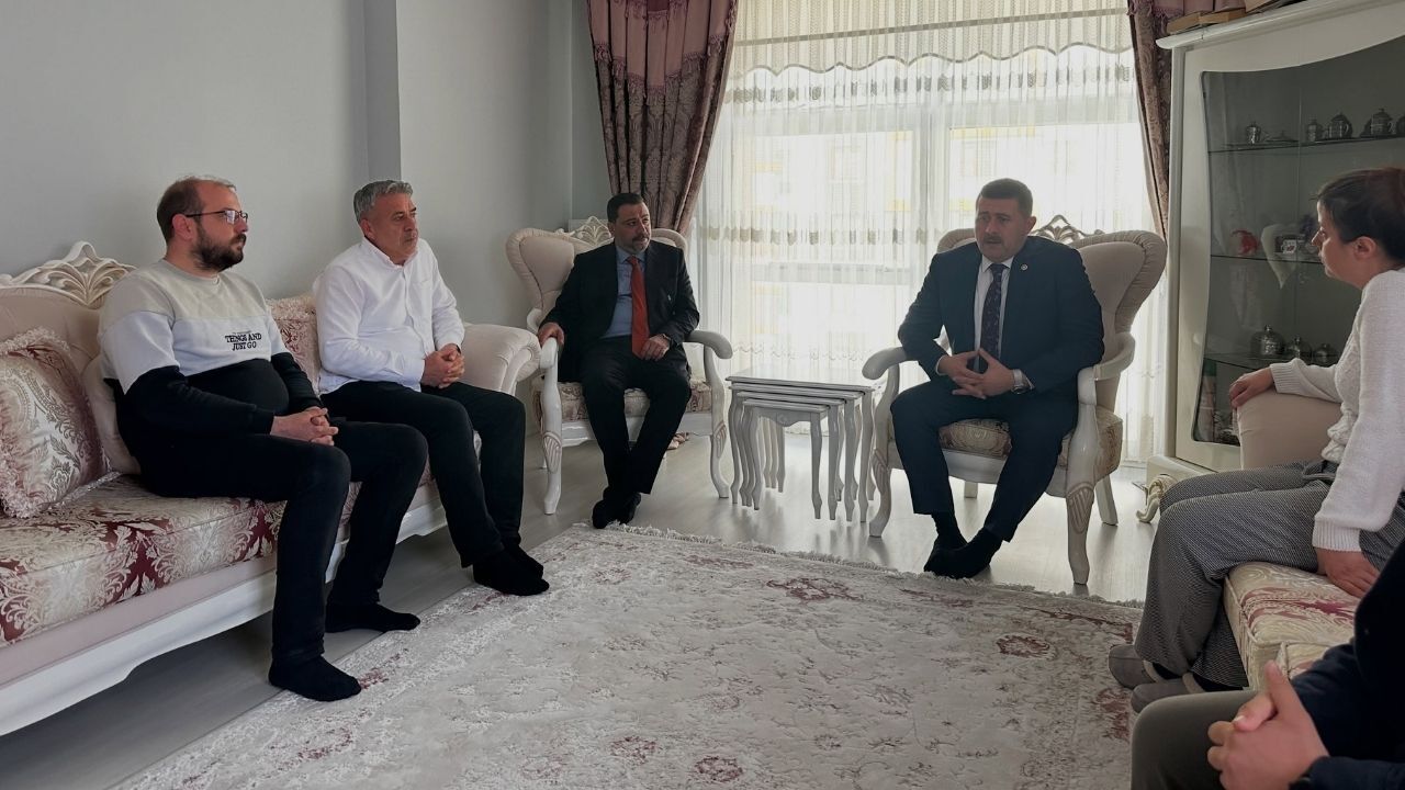 Mhp Yozgat Teşkilatından Vefa Örneği! Acılı Aileyi Yalnız Bırakmadılar (2)