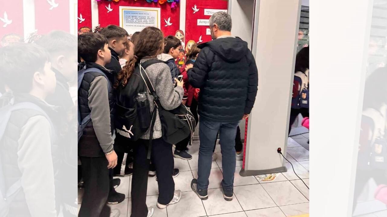 Okullarda X Ray Cihazı Tartışması Büyüyor Hukuki Boyutu Nedir