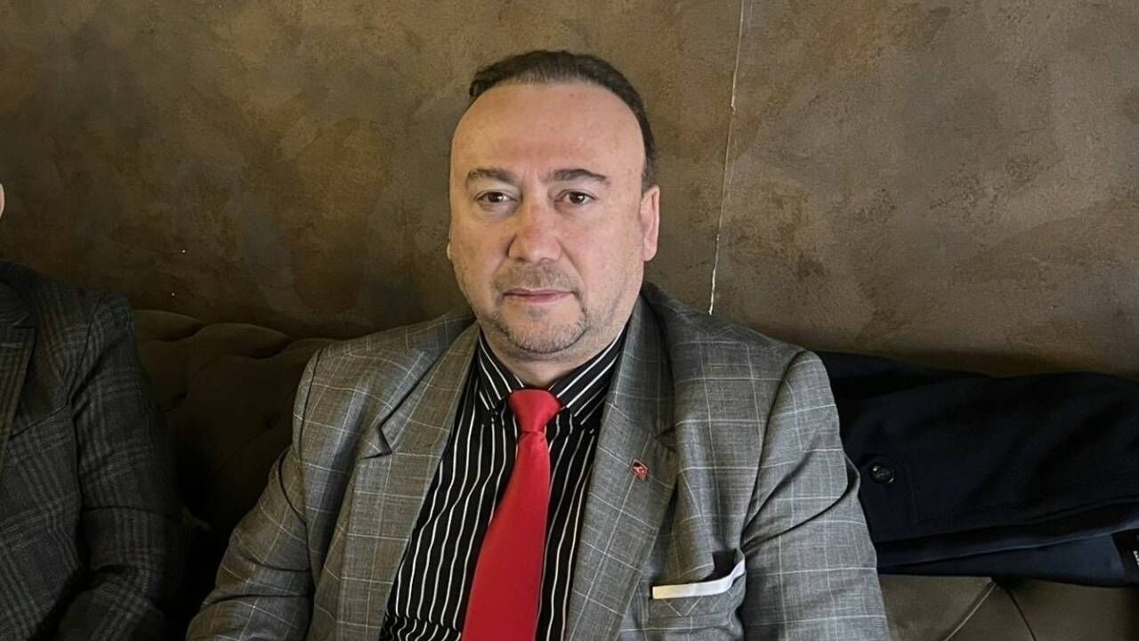 Özkankimdir