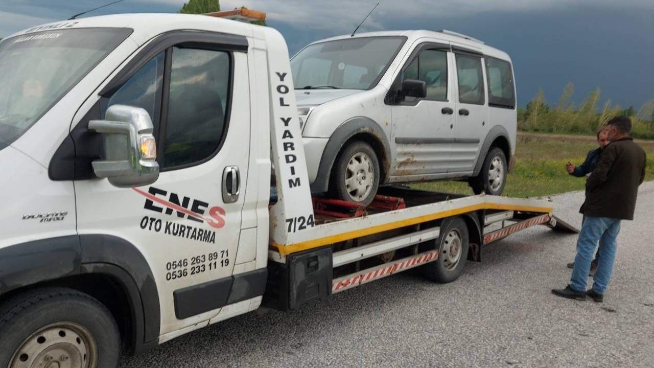 Rutin Kontrolde Ortaya Çıktı! Yozgat’ta Hacizli Araç Trafiğe Takıldı (1)