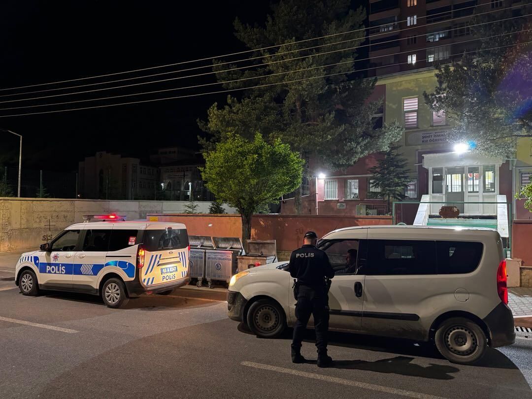 Şefaatli Gece Yarısı Didik Didik Edildi