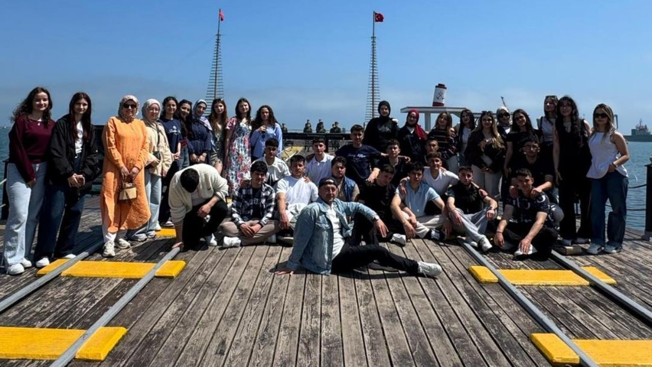 Sınav Öncesi Büyük Sürpriz! Yozgat’ta Gençleri Heyecanlandıran Yolculuk! (4)