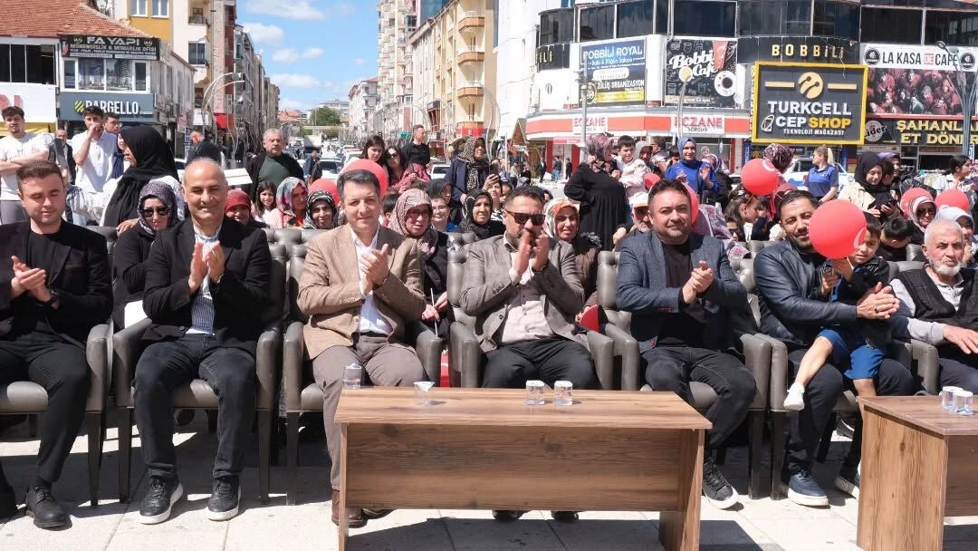 Sorgun Meydanında En Özel Program