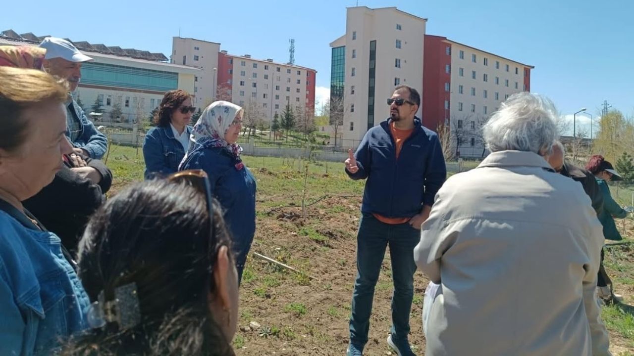 Toprağın Dilini Çözdüler Yozgat’ta Bahçecilik Eğitiminde Kritik Hafta! (3)