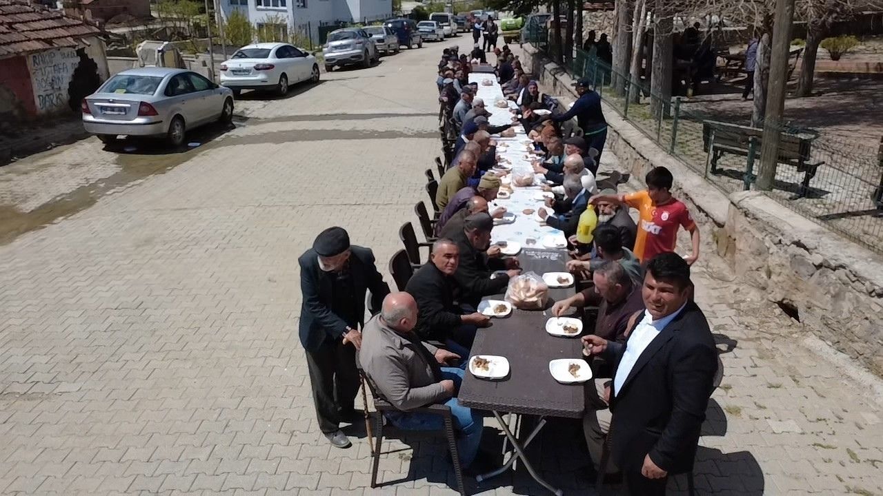 Toprak Suya Doydu, Eller Semaya Açıldı! Yozgat’ta Bereket Sevinci (4)