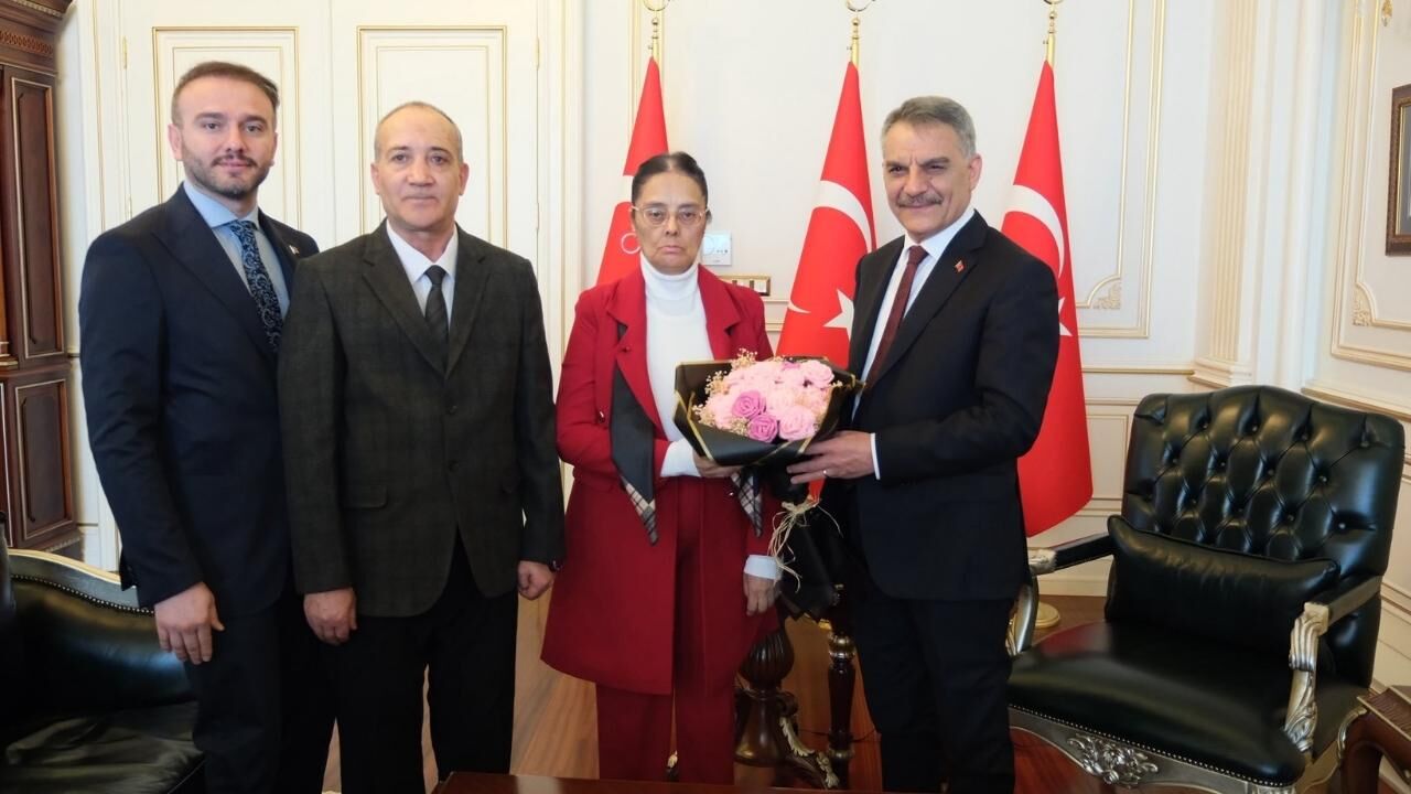 Valilik Makamında Engelsiz Sohbet (1)