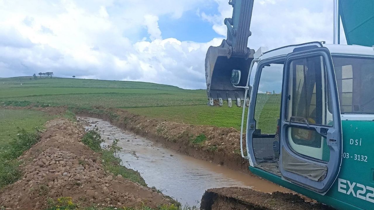 Yağışlar Sonrası Ekipler O Alanlar İçin Harekete Geçti (1)