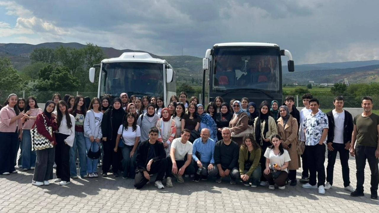Yerköy Ve Çiçekdağı El Ele Verdi Proje Finalinde Unutulmaz Müzikal (4)