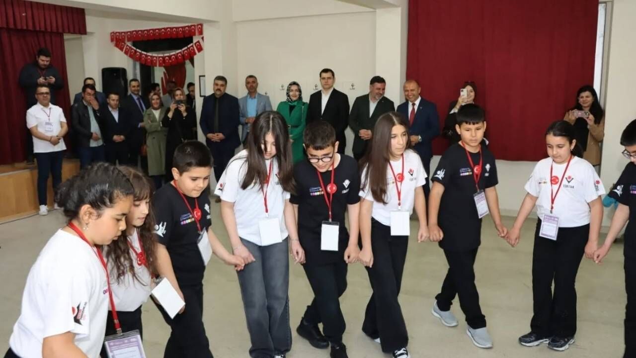 Yerköy'de Bilim Rüzgarı Protokolü Şaşırtan Projeler! (2)