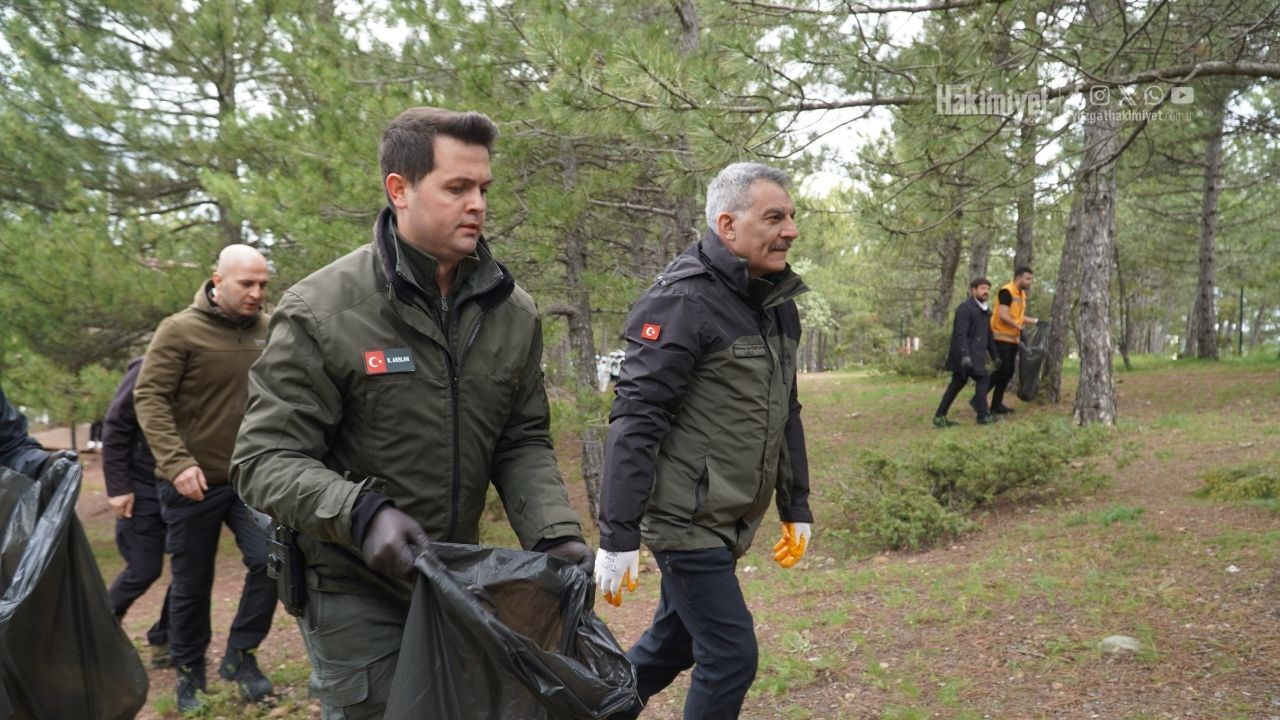 ‘Yeşil Vatan’ Çağrısı Sonrası Çocuklar Sahaya İndi (4)-1