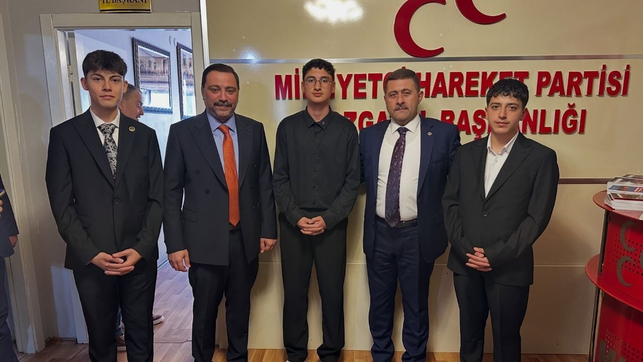 Yozgat Mhp’de Bayram Coşkusu! (1)