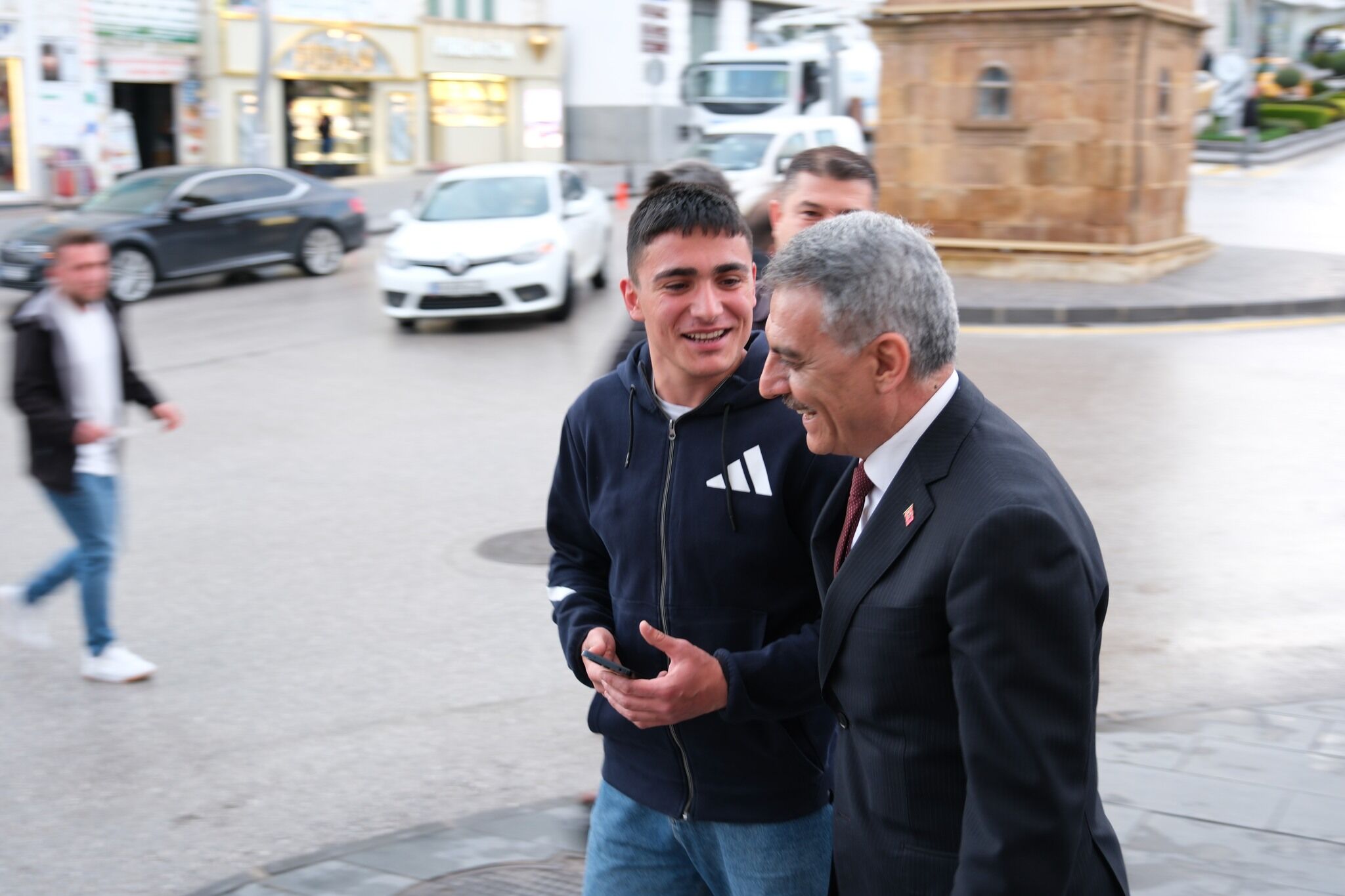 Yozgat Valisi Sokağa İndi