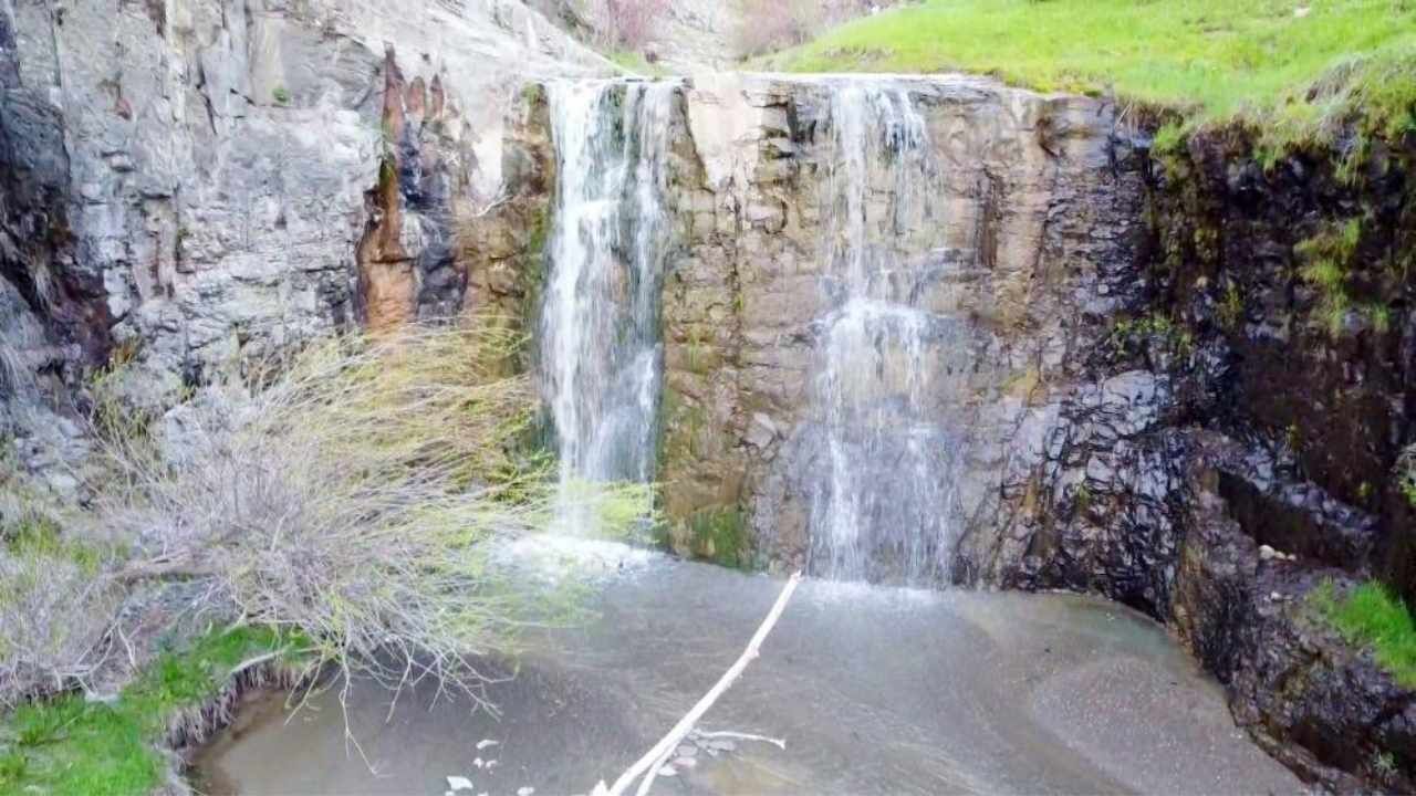 Yozgat’ın Gizli Hazinesi Evci Şelalesi Baharla Birlikte Coştu! (3)