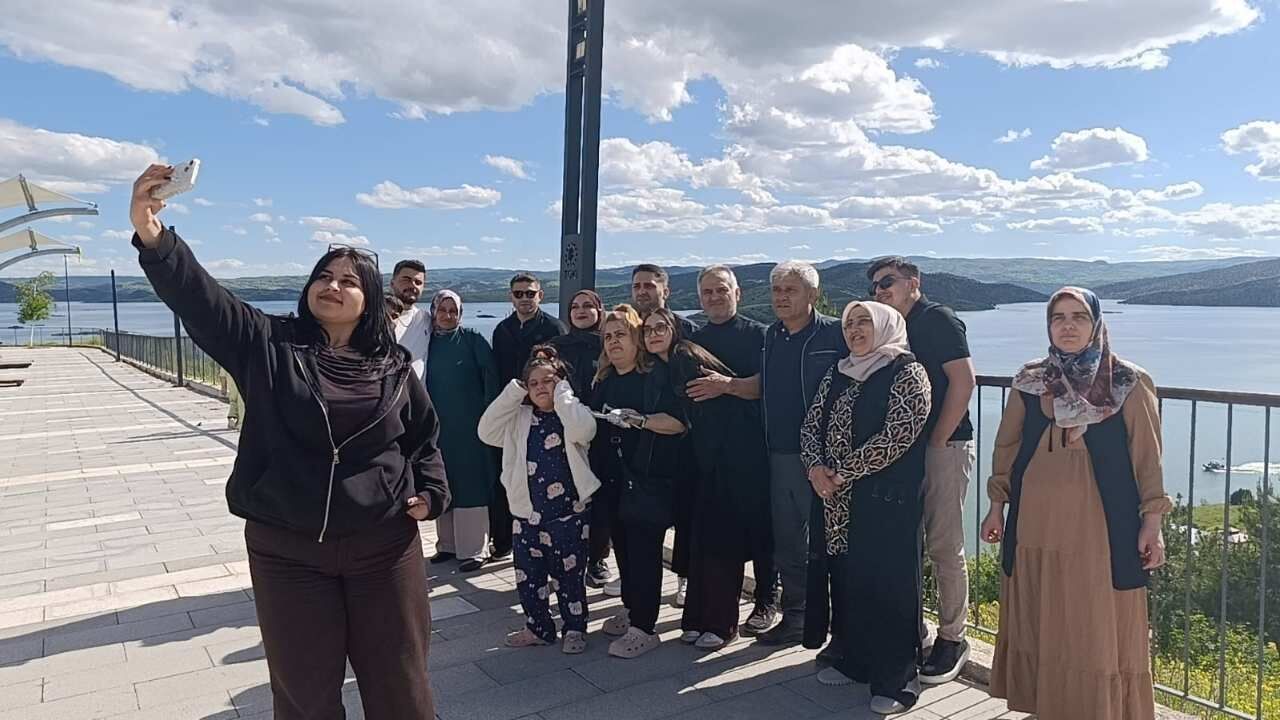 Yozgat'ın Paris'i Dolup Taştı! Çekerek Millet Bahçesi'ne Bayram Akını (2)