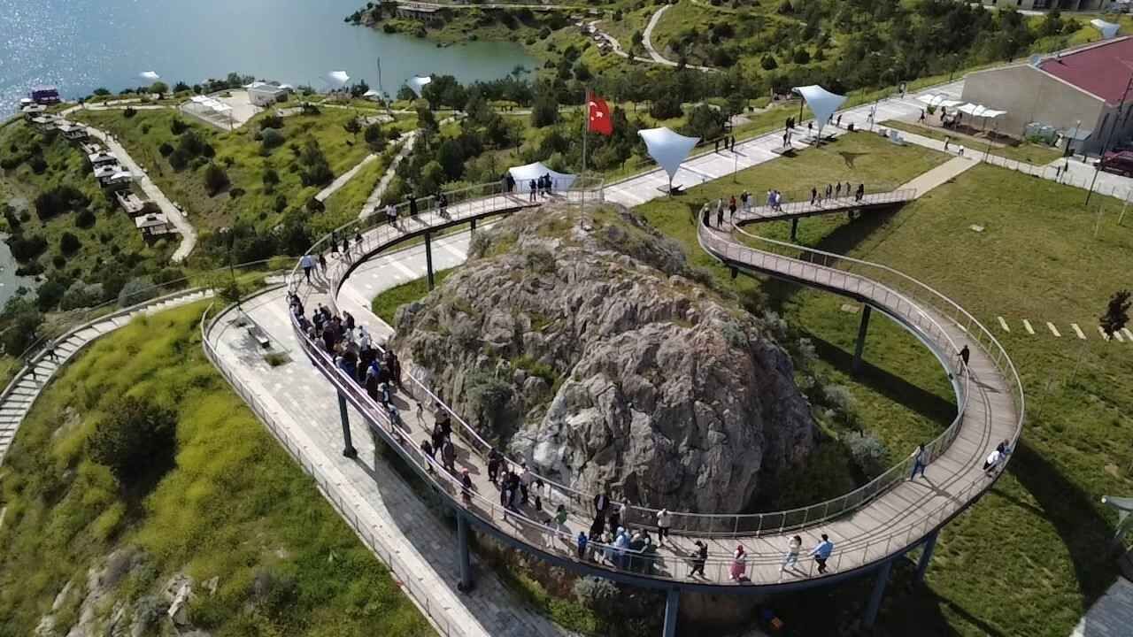 Yozgat'ın Paris'i Dolup Taştı! Çekerek Millet Bahçesi'ne Bayram Akını (4)